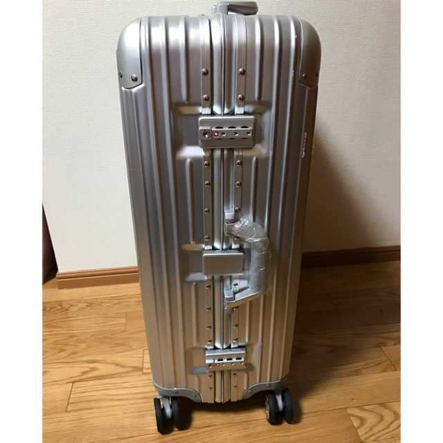 スーツケース rimowa リモワ好きに♡ キャリーケース 旅行 バッグの通販 by J｜ラクマ