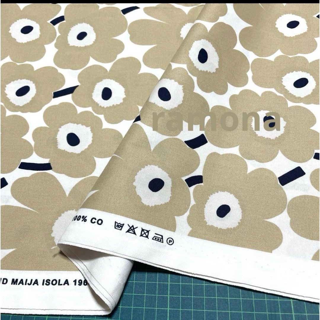 marimekko(マリメッコ)のマリメッコ 生地 ミニウニッコ ベージュ2020春 日本限定 ハンドメイドの素材/材料(生地/糸)の商品写真