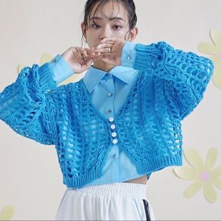 完売品★miette パールボタンメッシュ編みカーディガン ブルー ショート(カーディガン)