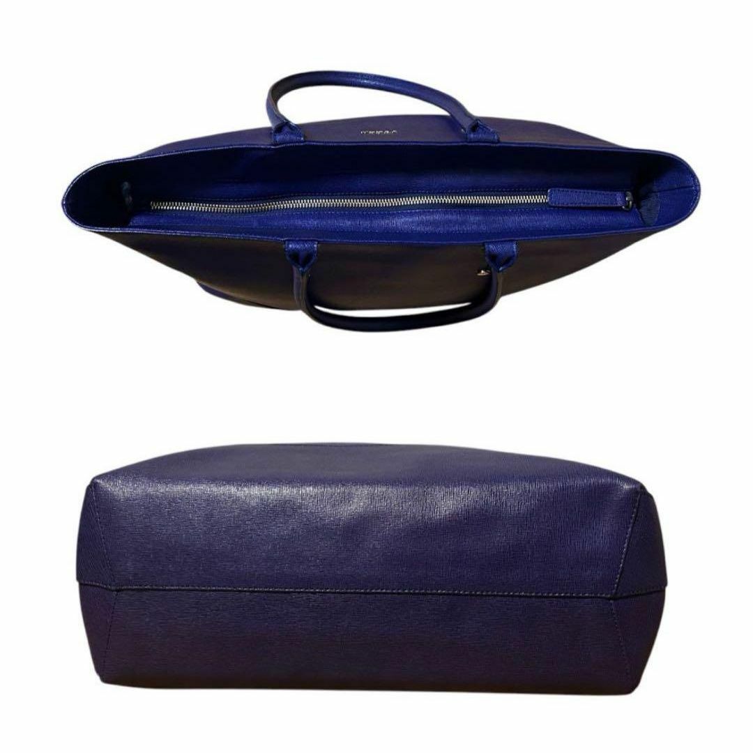 FURLA(フルラ)のフルラ　トートバッグ　A4収納　ブルー系　サフィアーノレザー 肩掛け　通勤　通学 レディースのバッグ(トートバッグ)の商品写真
