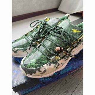 リーボック(Reebok)のThe Predator × Reebok DMX Run 10 Extra (スニーカー)