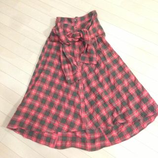 Ungrid(スカート ・ レッド/赤色系)のフリマアイテム一覧 Ungrid(スカート ・ レッド/赤色系)のフリマアイテム一覧