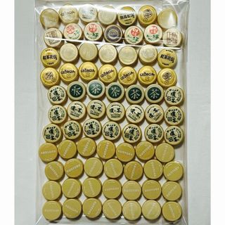 サントリー(サントリー)のゴールド地　ペットボトルｷｬｯﾌﾟ77個！！(各種パーツ)