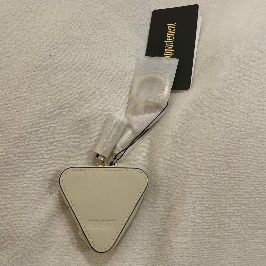 L'Appartement DEUXIEME CLASSE(アパルトモンドゥーズィエムクラス)の新品　グッドグリーフ　medicine charm レディースのファッション小物(キーホルダー)の商品写真