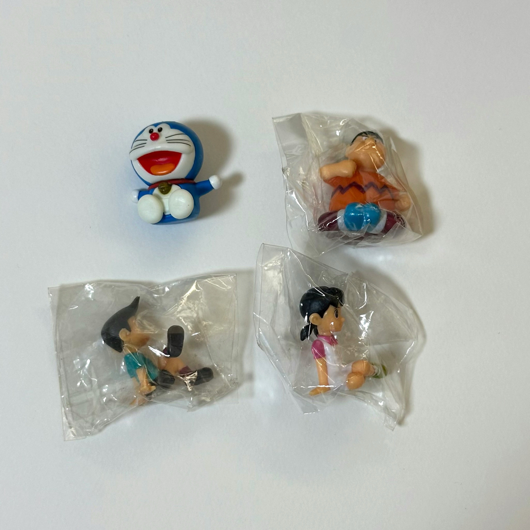 ドラえもん(ドラエモン)の【匿名配送】ドラえもん グリコ フィギュア セット エンタメ/ホビーのフィギュア(その他)の商品写真