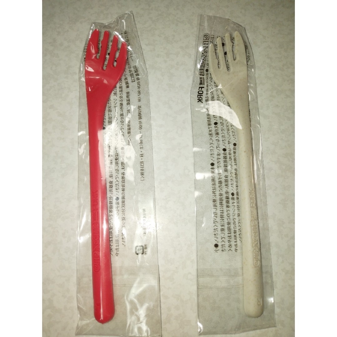 日清食品(ニッシンショクヒン)のカップヌードル 専用フォーク THE FORK 右利き 左利き インテリア/住まい/日用品のキッチン/食器(カトラリー/箸)の商品写真