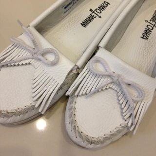 ミネトンカ(Minnetonka)のMINNETONKA  モカシン(ローファー/革靴)