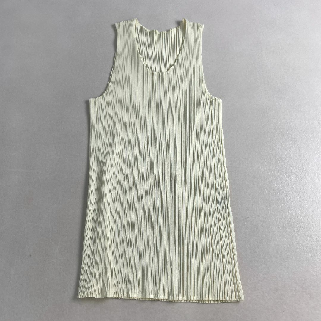 PLEATS PLEASE ISSEY MIYAKE - 美品　プリーツプリーズ　カットソー　ノースリーブ PLEATS PLEASE 白