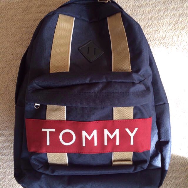 TOMMY HILFIGER(トミーヒルフィガー)のTOMMYリュック レディースのバッグ(リュック/バックパック)の商品写真