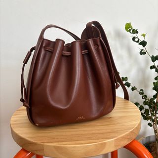 アーペーセー(A.P.C)のA.P.C. アーペーセー Courtney スモールバッグ ショルダーバッグ(ショルダーバッグ)