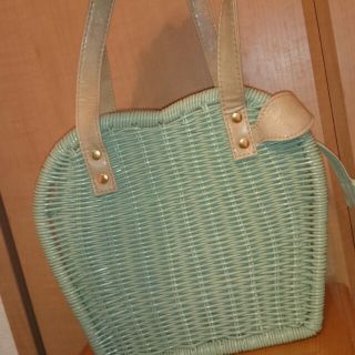 アクシーズファム(axes femme)のaxes♡アップルラタンBAG(緑)(ハンドバッグ)