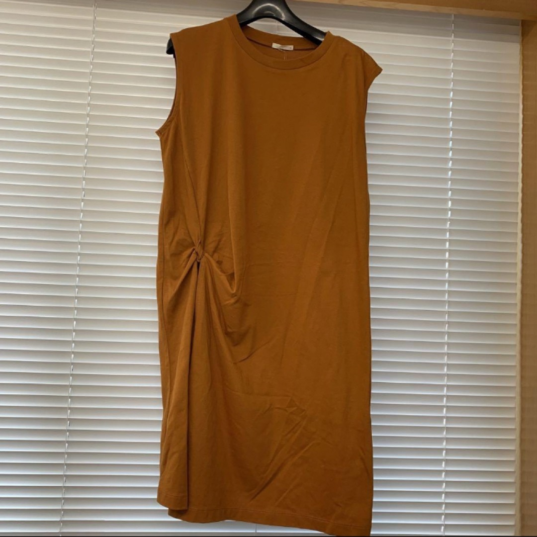 GU(ジーユー)のGU ノースリーブチュニック レディースのトップス(チュニック)の商品写真