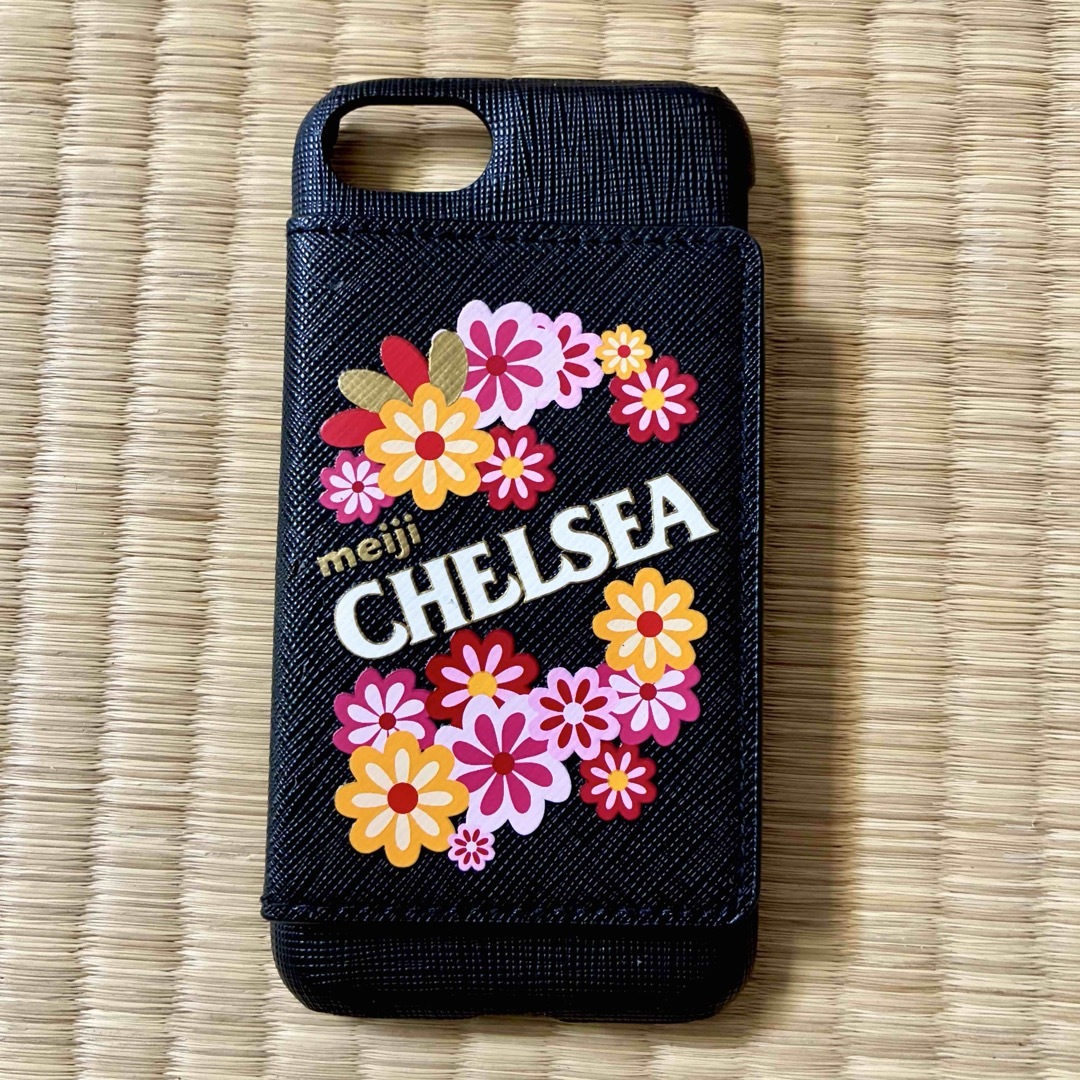 GU(ジーユー)のGU CHELSEA meiji コラボ iPhoneケース スマホ/家電/カメラのスマホアクセサリー(iPhoneケース)の商品写真