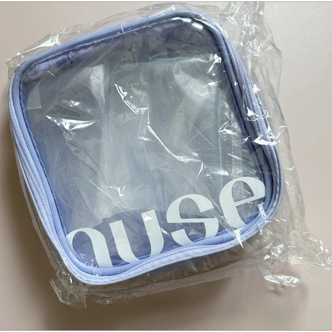 nuse ヌーズ　ポーチ　 レディースのファッション小物(ポーチ)の商品写真