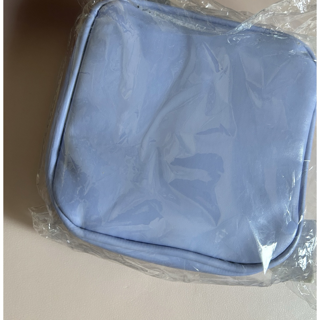nuse ヌーズ　ポーチ　 レディースのファッション小物(ポーチ)の商品写真