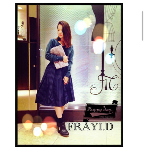 FRAY I.D(フレイアイディー)の美香さん着用 メモリースカート レディースのスカート(ひざ丈スカート)の商品写真