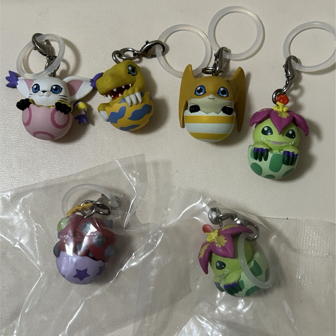 デジモンアドベンチャー めじるしアクセサリー 5種6点 エンタメ/ホビーのおもちゃ/ぬいぐるみ(キャラクターグッズ)の商品写真