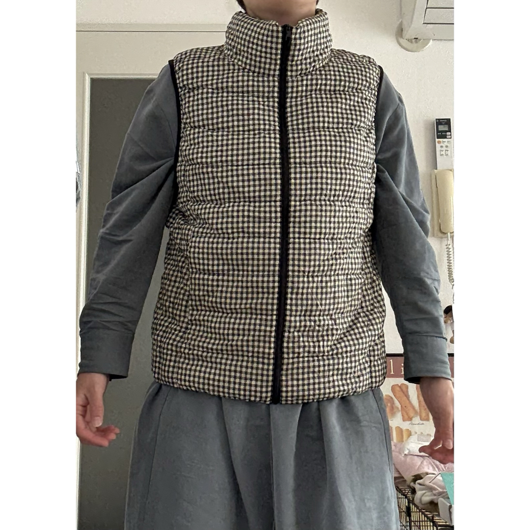 UNIQLO(ユニクロ)のウルトラライトダウン　ライトダウン　ダウンベスト レディースのジャケット/アウター(ダウンベスト)の商品写真