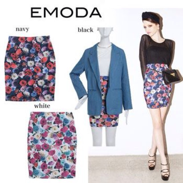 EMODA(エモダ)のEMODA 花柄タイトスカート レディースのスカート(ミニスカート)の商品写真