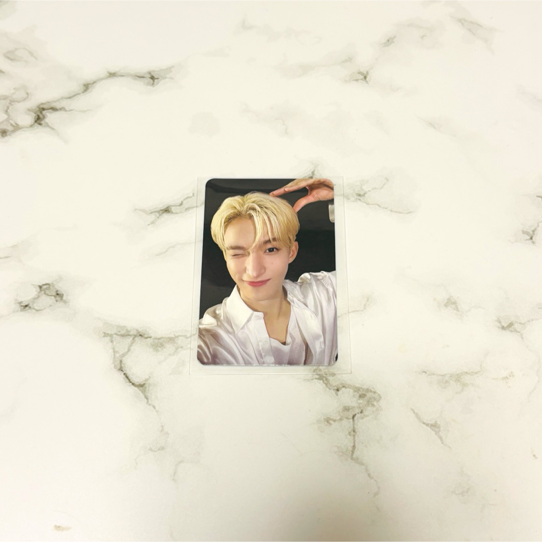 SEVENTEEN(セブンティーン)のseventeen ドギョム spill the feels トレカ エンタメ/ホビーのCD(K-POP/アジア)の商品写真