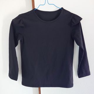 シーイン(SHEIN)の肩フリル❤️トップス　130cm(Tシャツ/カットソー)