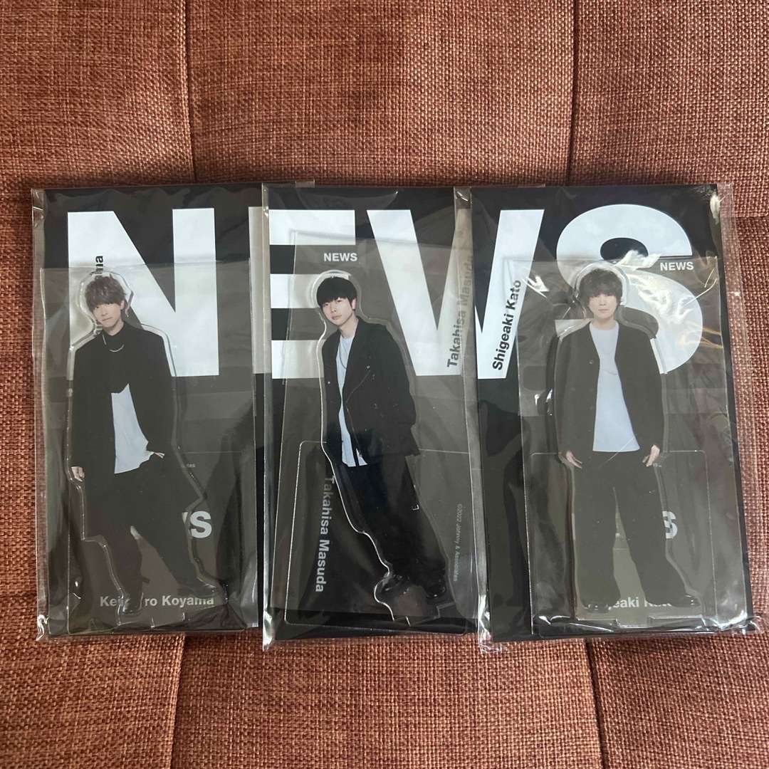 信頼も厚い NEWS - NEWS アクスタの通販 by ましゅマロ's shop｜ニュース アイドルグッズ