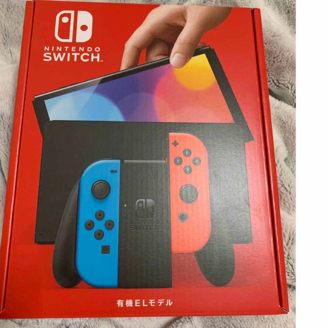任天堂(ニンテンドウ)の任天堂Switch有機EL本体 エンタメ/ホビーのゲームソフト/ゲーム機本体(家庭用ゲーム機本体)の商品写真