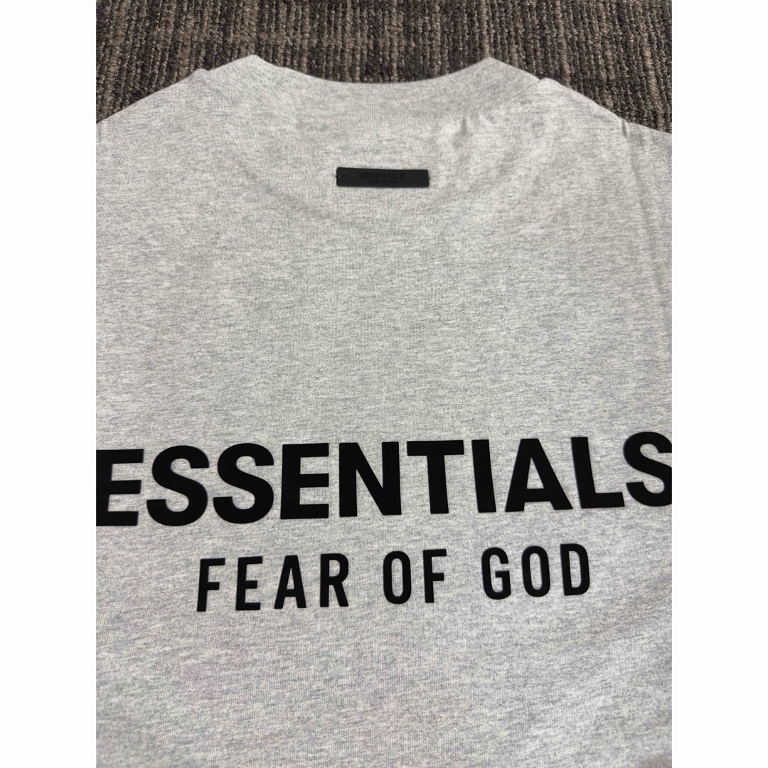 FEAR OF GOD(フィアオブゴッド)のFEAR OF GOD ESSENTIALS ジャージクルーネックTシャツ メンズのトップス(Tシャツ/カットソー(半袖/袖なし))の商品写真