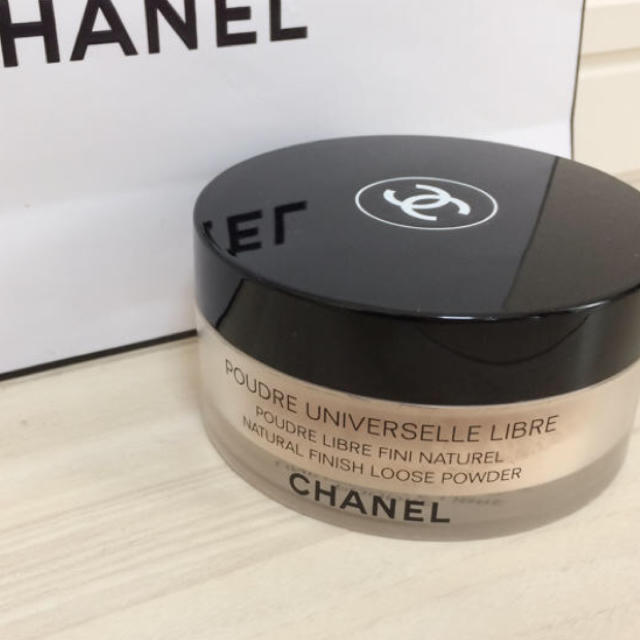 CHANEL(シャネル)のCHANEL♡プードゥル ユニヴェルセル リーブル コスメ/美容のベースメイク/化粧品(フェイスパウダー)の商品写真