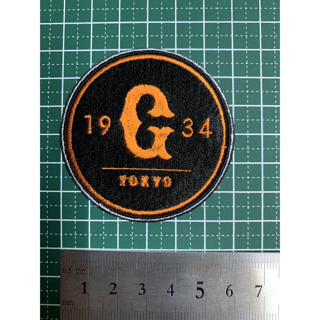 アイロンワッペン 読売ジャイアンツ 1934ロゴ 刺繍 スポーツ/アウトドアの野球(応援グッズ)の商品写真