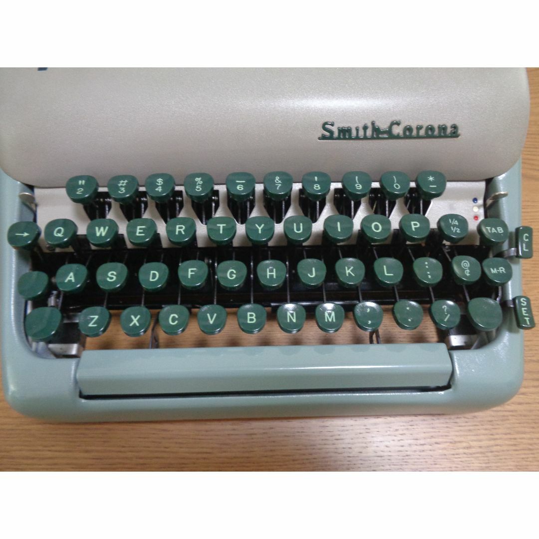 Circa 1955 Smith Corona Silent Super Typewriter – Buy Now!