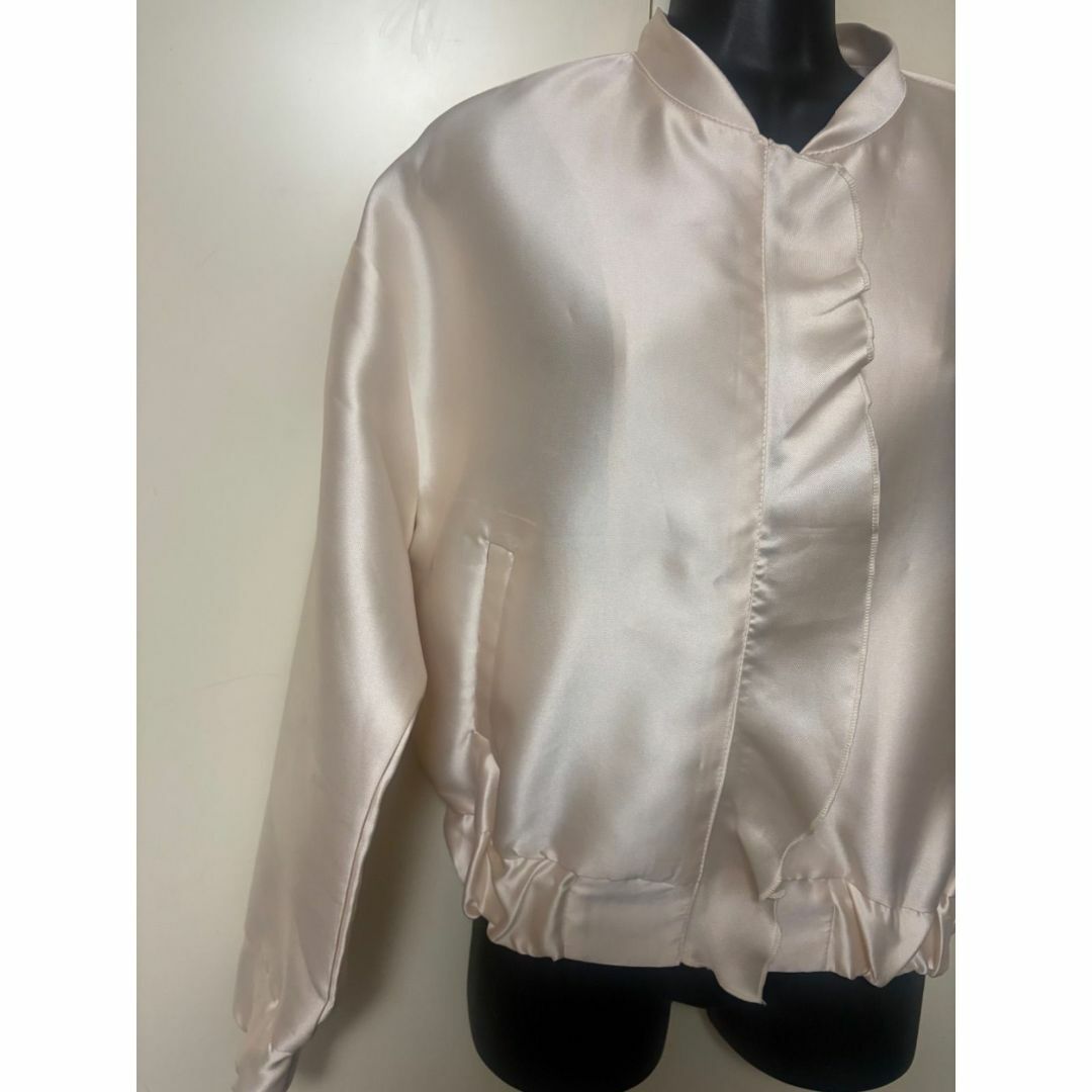 DINT　ディント　ブルゾン　ゴールド　レディース　ポケット　前ファスナー レディースのジャケット/アウター(ブルゾン)の商品写真