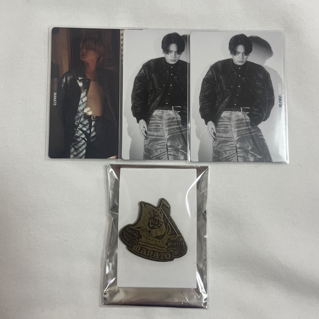 マナト トレカ ピンズ エンタメ/ホビーのタレントグッズ(アイドルグッズ)の商品写真