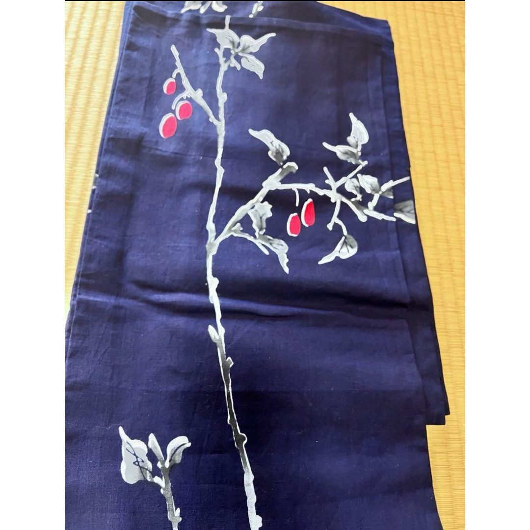 新品未使用✨浴衣　150㎝　即日発送　花火　夏祭り レディースの水着/浴衣(浴衣)の商品写真