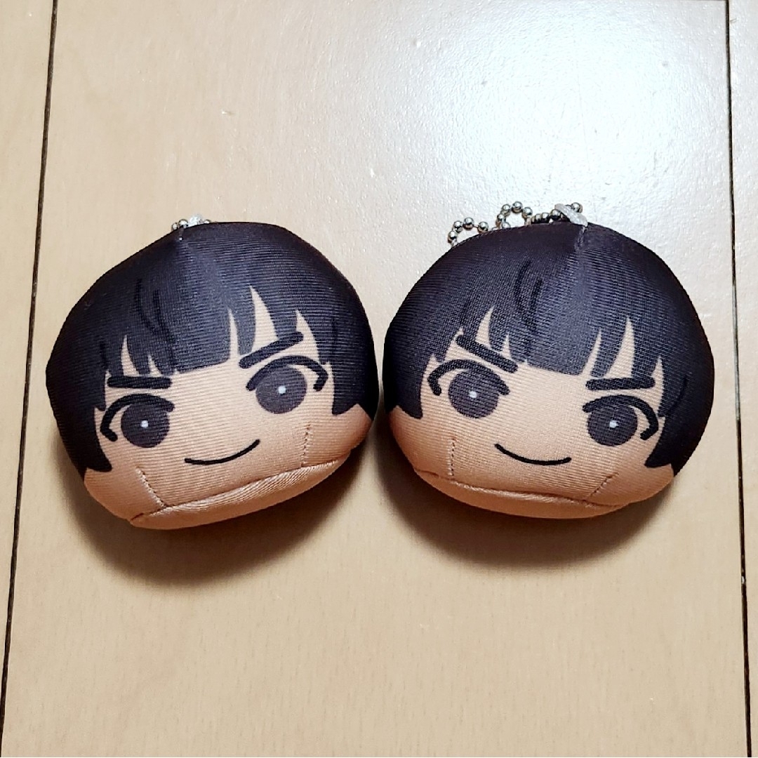 ユーリ!!! on ICE おまんじゅうにぎにぎマスコット ピチット 2点セット エンタメ/ホビーのアニメグッズ(その他)の商品写真