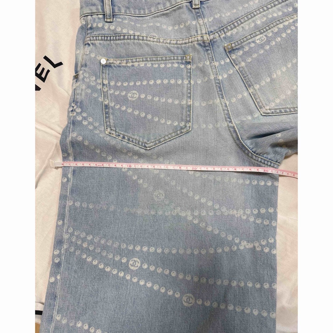 CHANEL(シャネル)のサイズ確認ページ　シャネルCHANEL デニム　ジーンズ 38 ワイド　 レディースのパンツ(デニム/ジーンズ)の商品写真
