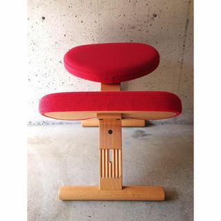 サカモトハウス(サカモトハウス)の【良品】サカモトハウス バランスチェアイージー 　レッド(デスクチェア)