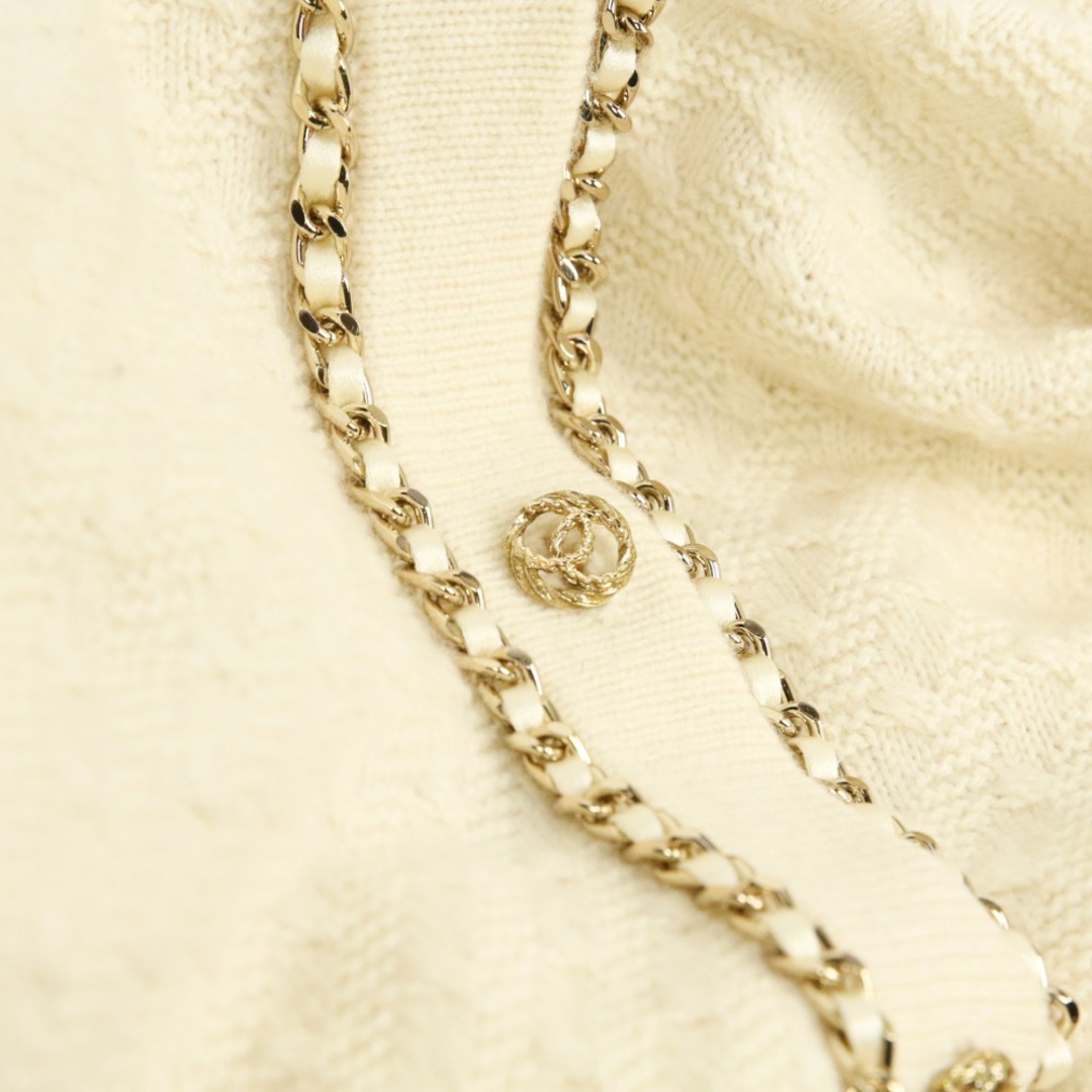 CHANEL - 美品 23B CHANEL シャネル チェーン装飾 ココボタン