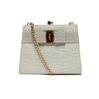 サルヴァトーレフェラガモ(Salvatore Ferragamo)のサルバトーレフェラガモ Salvatore Ferragamo ショルダーバッグ 斜め掛け ヴァラ(ショルダーバッグ)