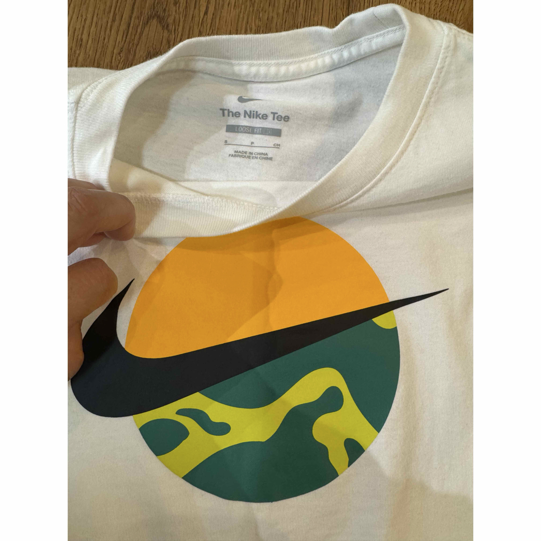 NIKE(ナイキ)のNIKE キッズ　ロンT  130 キッズ/ベビー/マタニティのキッズ服男の子用(90cm~)(Tシャツ/カットソー)の商品写真