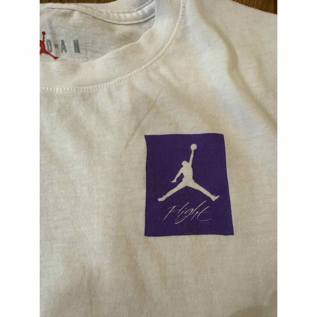 NIKE(ナイキ)のNIKE  ナイキキッズTシャツ　140 美品 キッズ/ベビー/マタニティのキッズ服男の子用(90cm~)(Tシャツ/カットソー)の商品写真