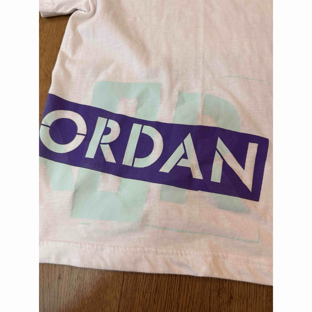 NIKE(ナイキ)のNIKE  ナイキキッズTシャツ　140 美品 キッズ/ベビー/マタニティのキッズ服男の子用(90cm~)(Tシャツ/カットソー)の商品写真