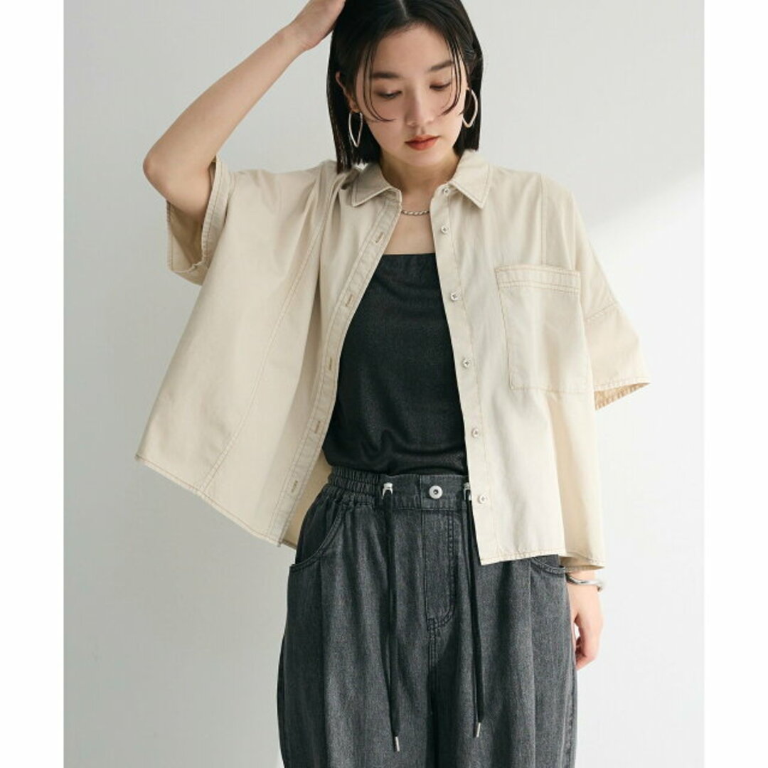 green parks(グリーンパークス)の【エクリュ】【F】ライトデニム5分袖シャツ レディースのトップス(シャツ/ブラウス(長袖/七分))の商品写真