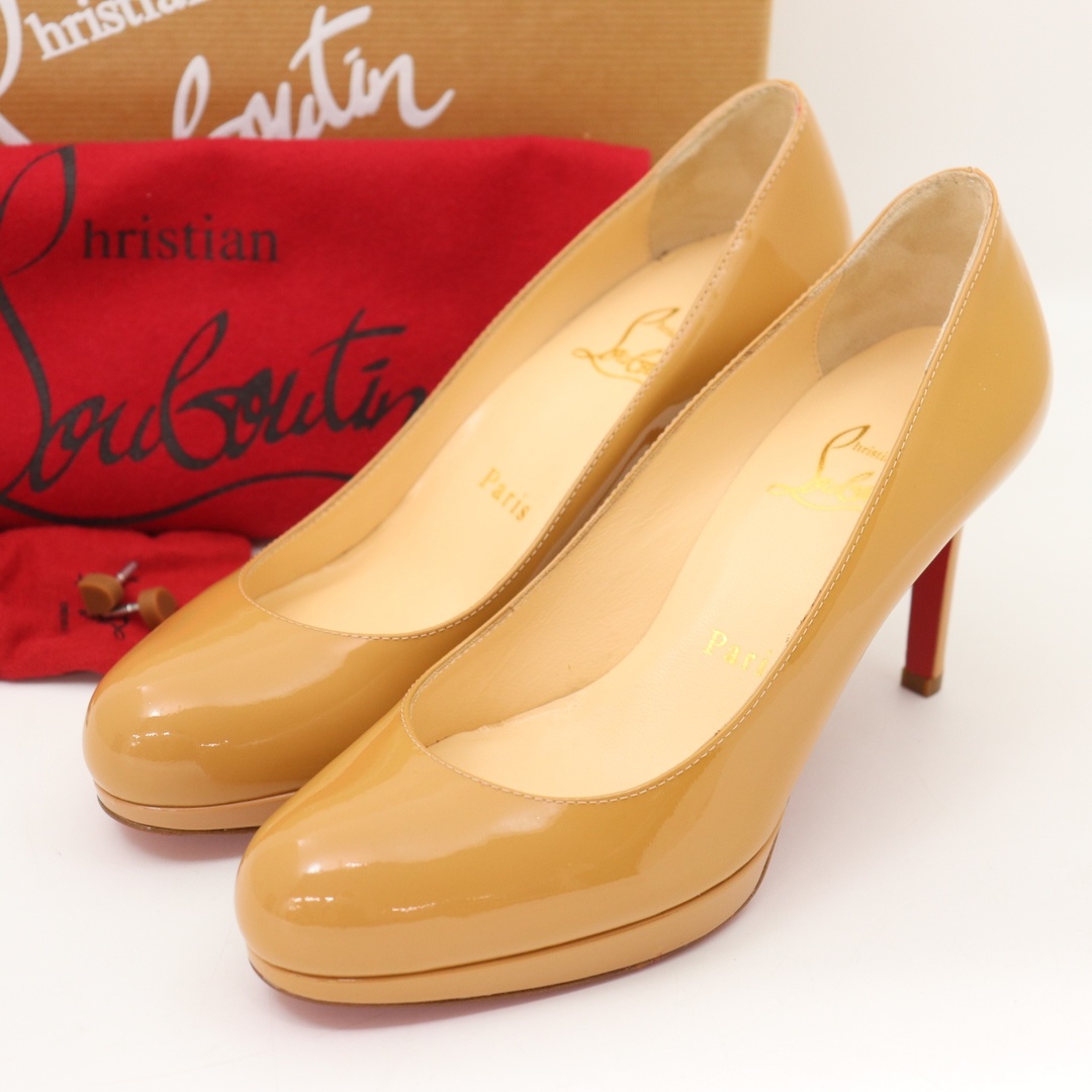 Christian Louboutin - ITZITTFA3UY4 美品 Christian Louboutin クリスチャンルブタン エナメル パンプス ハイヒール ピンヒール ラウンドトゥ ベージュ レディース サイズ35