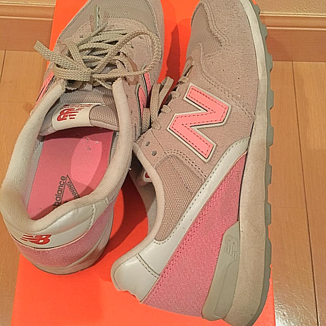 New Balance(ニューバランス)の美品！NB♡996 25cm レディースの靴/シューズ(スニーカー)の商品写真