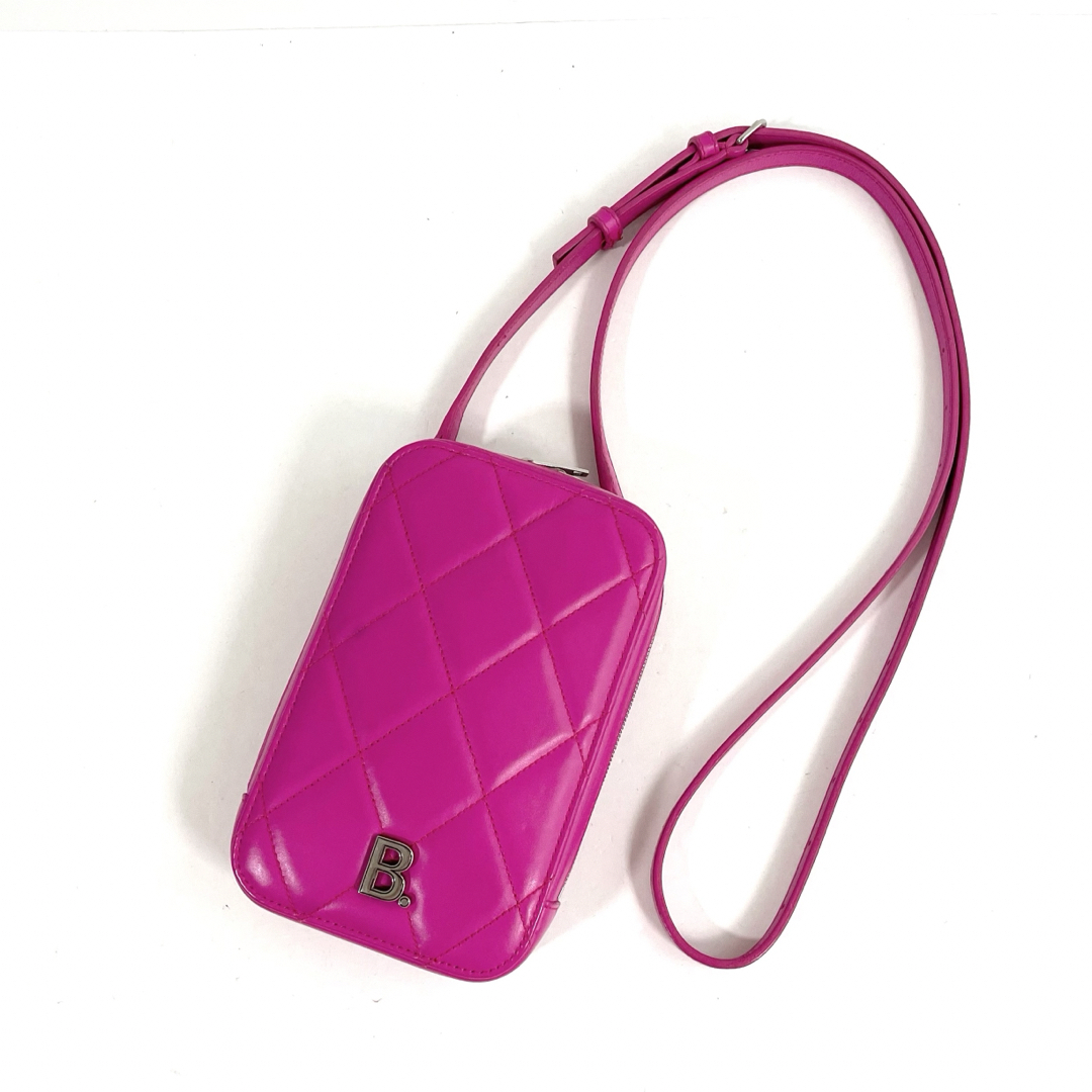 BALENCIAGA - 【美品】バレンシアガ キルティング ショルダーバッグ スマホショルダー レザー