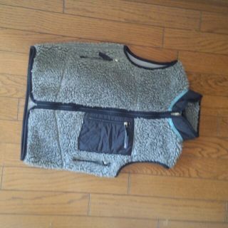 パタゴニア(patagonia)の再出品　ﾊﾟﾀｺﾞﾆｱ　ﾚﾄﾛx　ベスト(ベスト/ジレ)