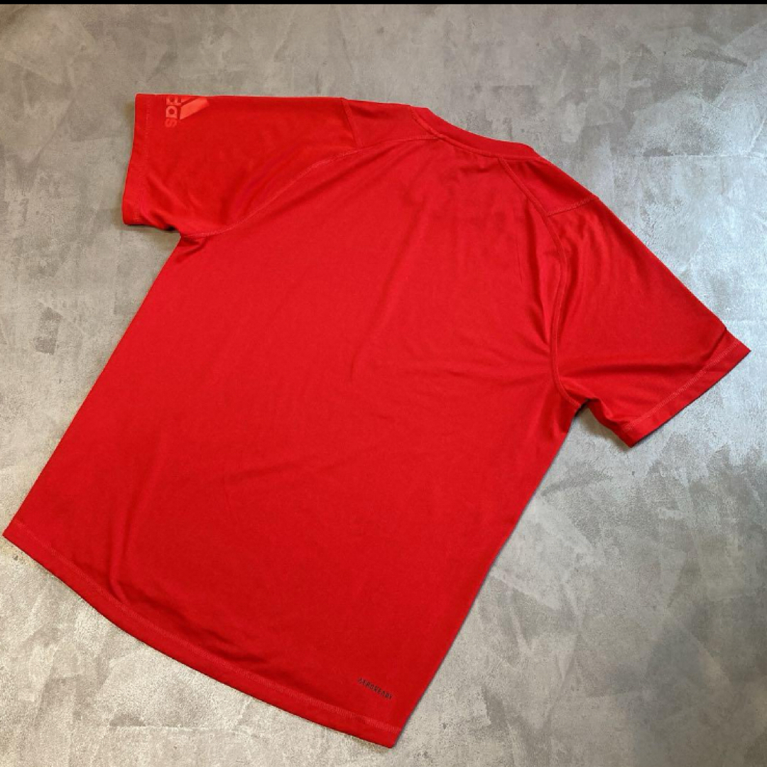 adidas(アディダス)のアディダス 半袖Tシャツ FREELIFT スポーツAEROREADY 赤 ロゴ メンズのトップス(Tシャツ/カットソー(半袖/袖なし))の商品写真