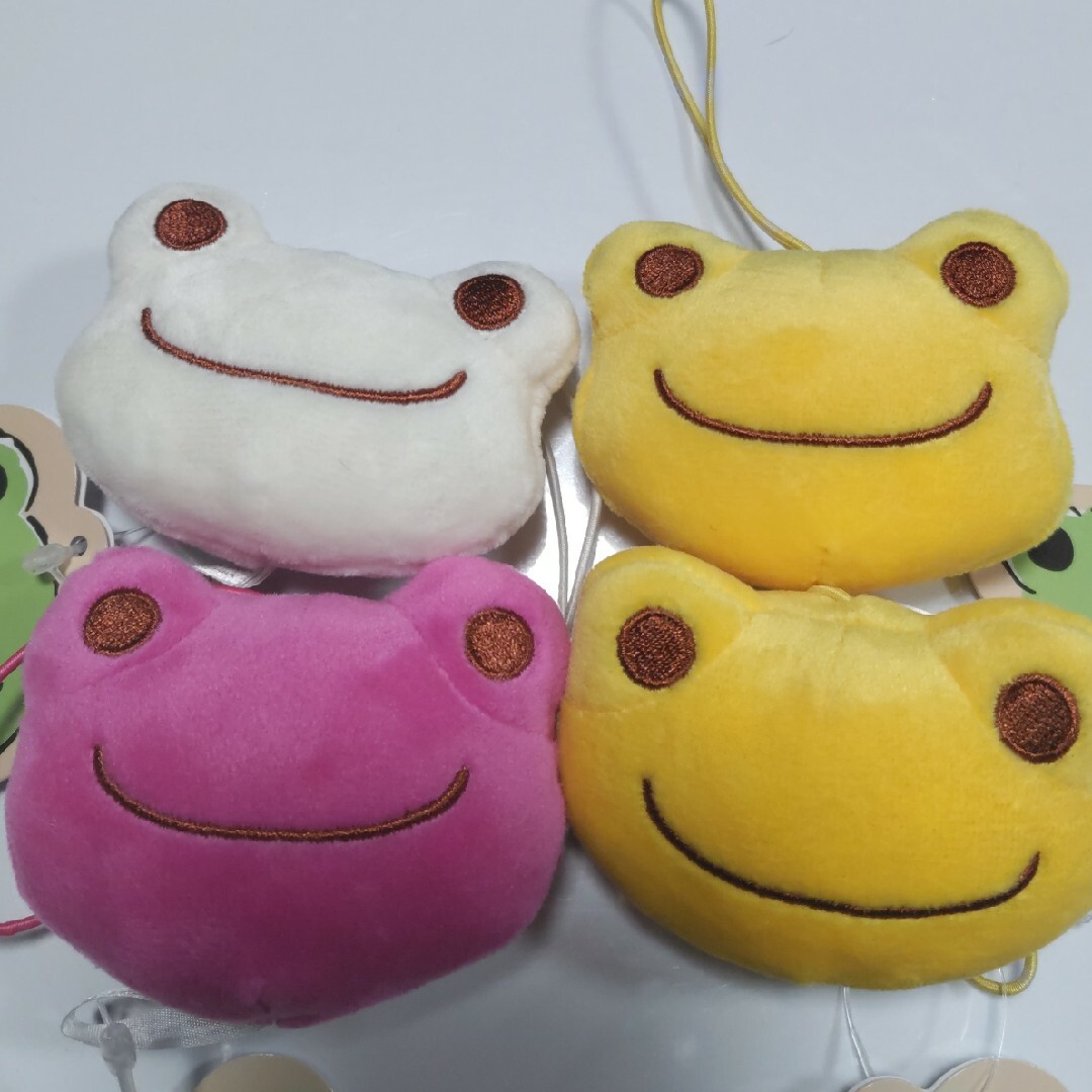 【4点セット】かえるのピクルス もちもちフェイスマスコット エンタメ/ホビーのおもちゃ/ぬいぐるみ(キャラクターグッズ)の商品写真