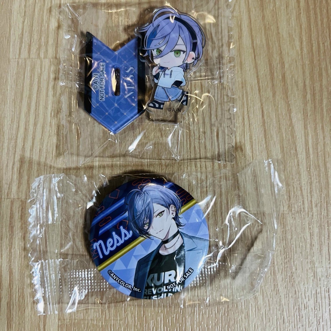 にじさんじ(ニジサンジ)の2点セット 榊ネス 缶バッジ アクスタ にじさんじ くら寿司 エンタメ/ホビーのアニメグッズ(バッジ/ピンバッジ)の商品写真